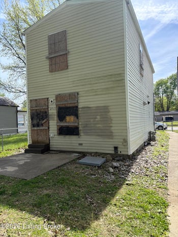 2715 Saint Xavier St, Louisville, KY 40212
