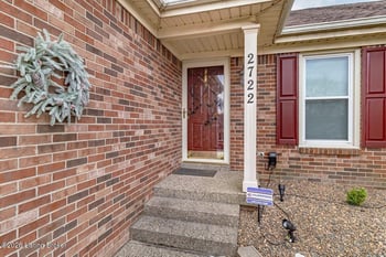 2722 Antone Pkwy, Louisville, KY 40220