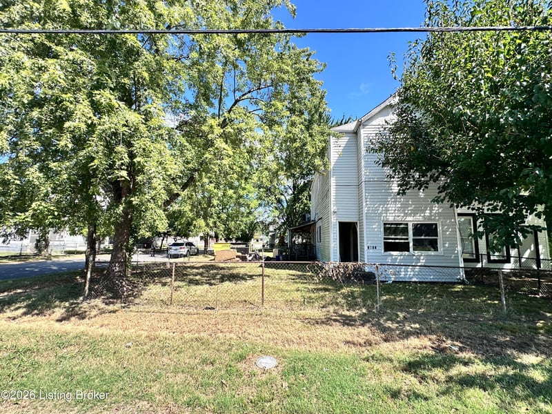 2723 Saint Xavier St, Louisville, KY 40212
