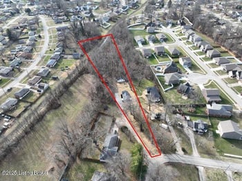 2724 Triplett Ct, Louisville, KY 40216