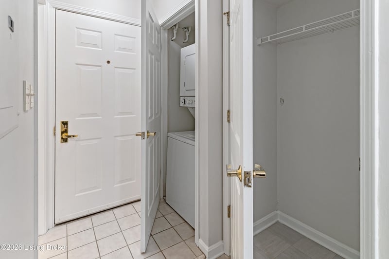 2730 Brownsboro Rd #APT 144, Louisville, KY 40206