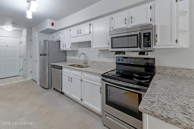 2730 Brownsboro Rd #APT 144, Louisville, KY 40206