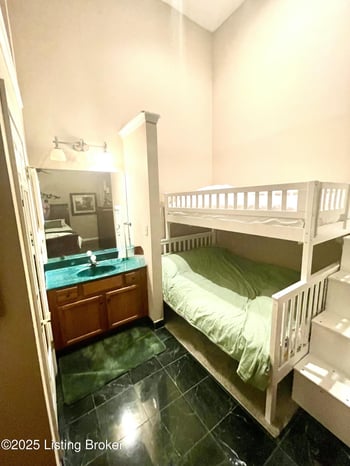 2730 Brownsboro Rd #APT 157, Louisville, KY 40206
