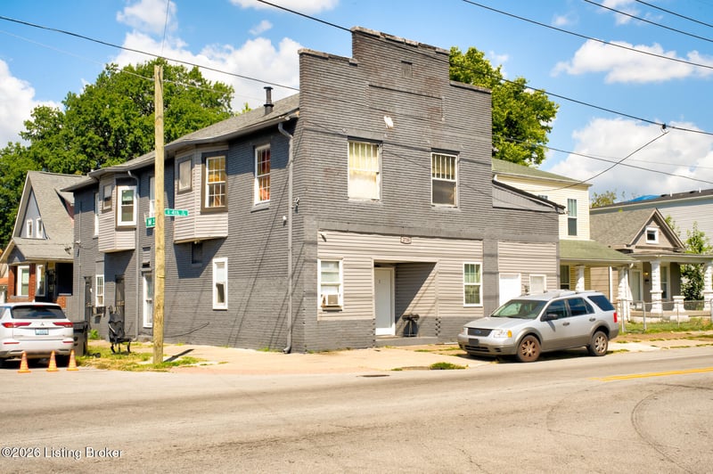 2730 S 4th St, Louisville, KY 40208