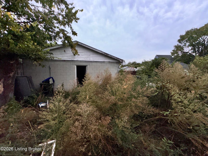 2732 Montana Ave, Louisville, KY 40208