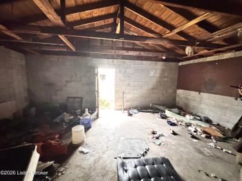 2732 Montana Ave, Louisville, KY 40208