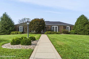 2748 Bloomfield Rd, Taylorsville, KY 40071