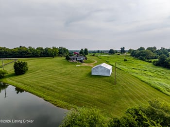 2748 Bloomfield Rd, Taylorsville, KY 40071