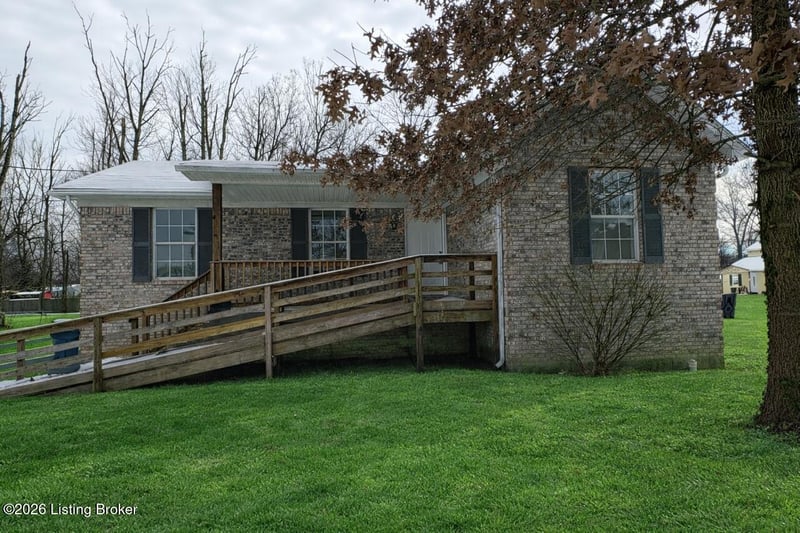 275 5th Ave, Shepherdsville, KY 40165