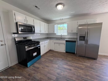 275 5th Ave, Shepherdsville, KY 40165