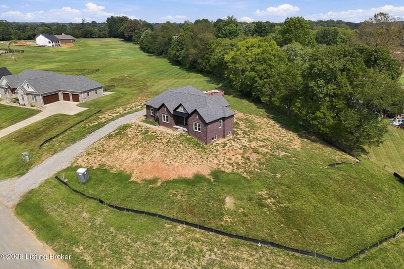 280 Tommy Ct, Shepherdsville, KY 40165