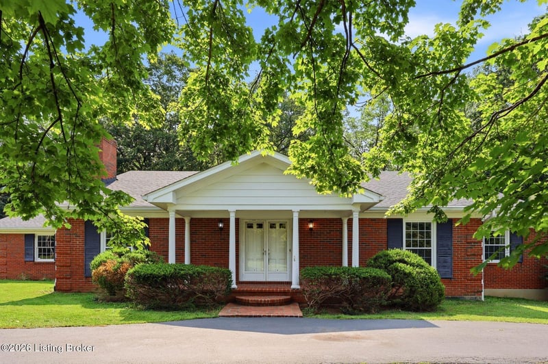 2806 Rosewood Rd, La Grange, KY 40031