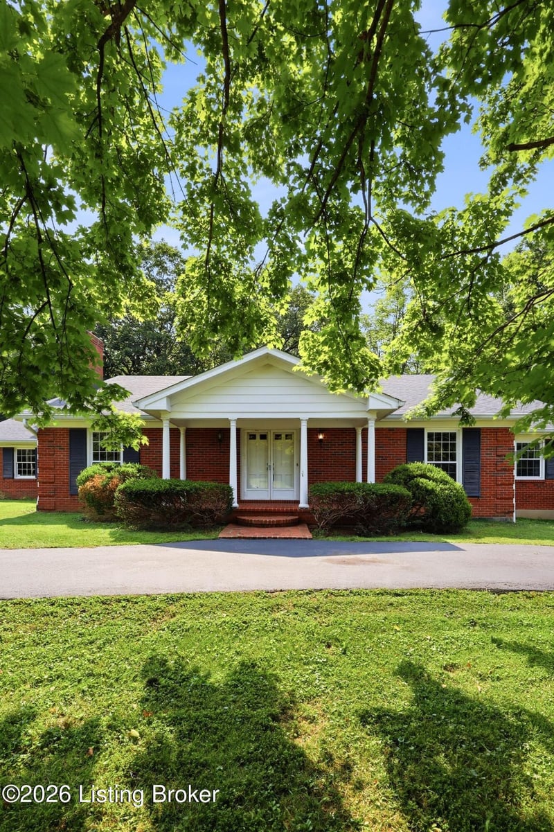 2806 Rosewood Rd, La Grange, KY 40031