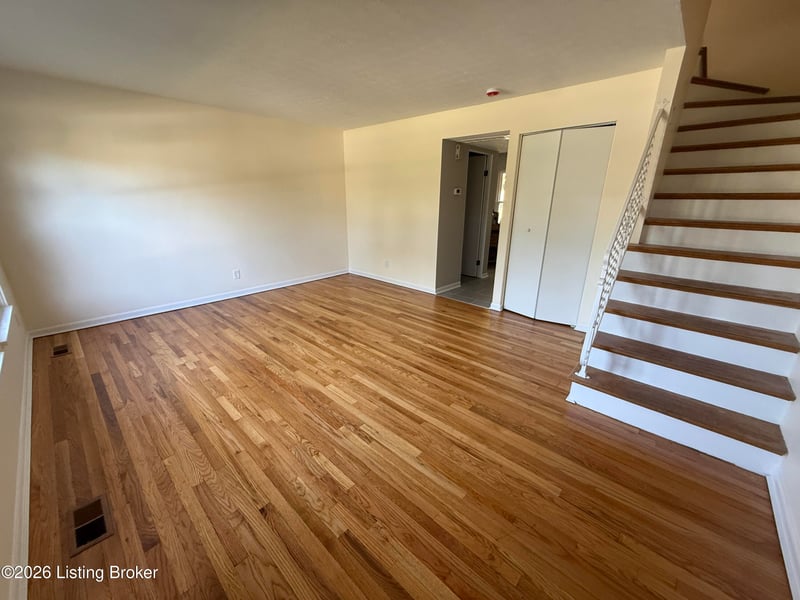2809 Coleen Ct, Louisville, KY 40206
