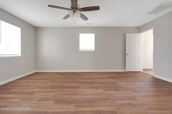 2815 S 6th St, Louisville, KY 40208