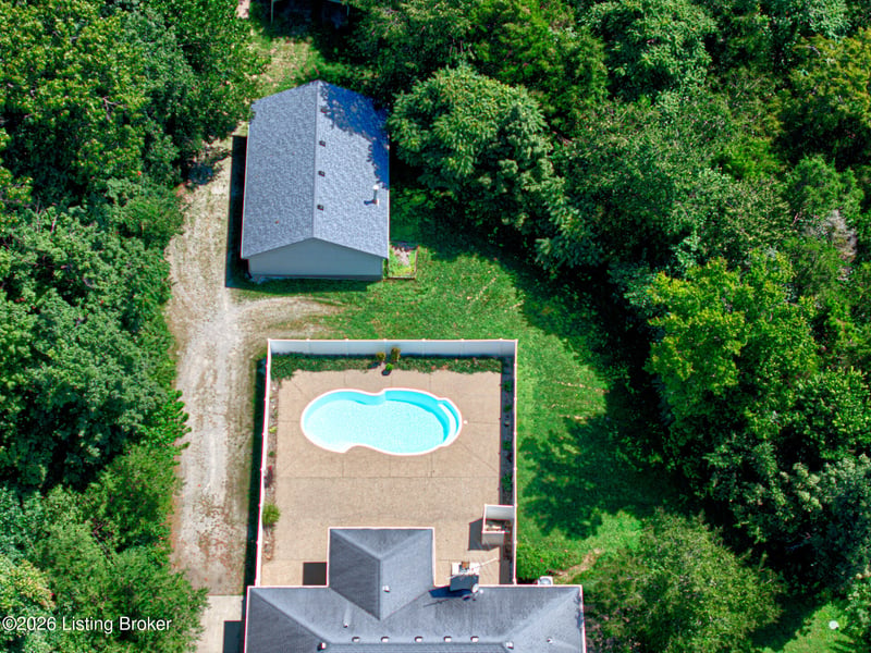 282 Halls Ln, Shepherdsville, KY 40165