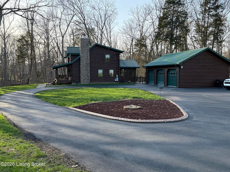 284 Pine Creek Rd, Shepherdsville, KY 40165