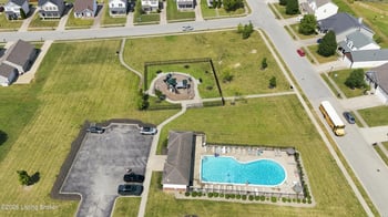 284 Saint Regis Dr, Shelbyville, KY 40065