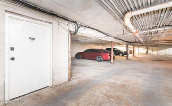 2845 Hikes Ln #102, Louisville, KY 40218