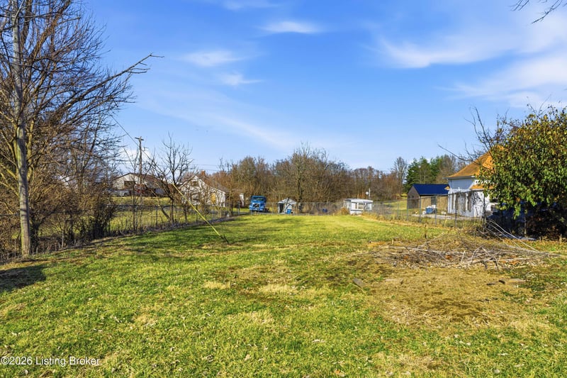 2858 Hillspring Rd, Pleasureville, KY 40057