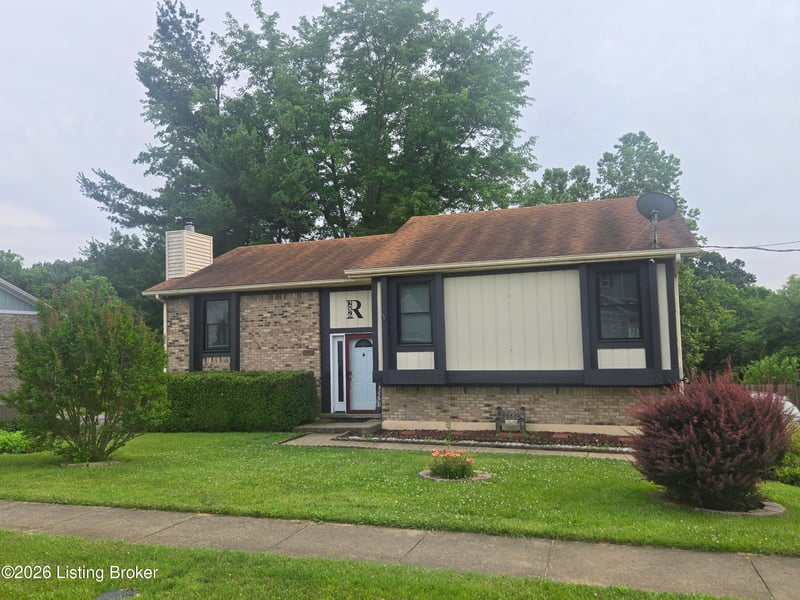 286 Shelton Rd, Radcliff, KY 40160