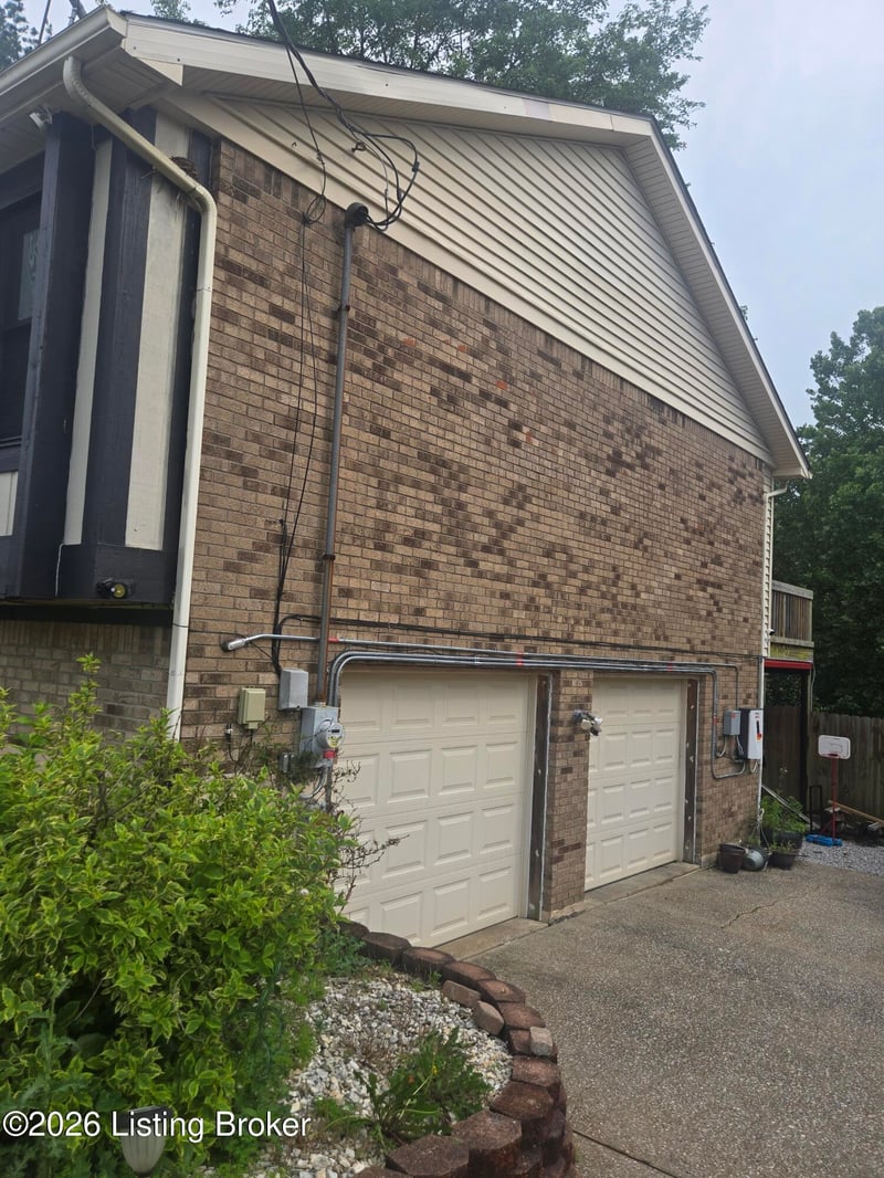 286 Shelton Rd, Radcliff, KY 40160