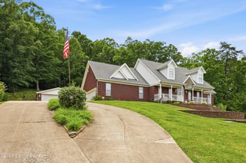 287 Woods Bend Dr, Brooks, KY 40109