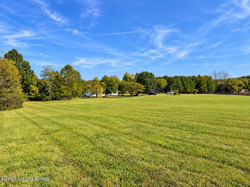 288 Deatsville Rd, Shepherdsville, KY 40165