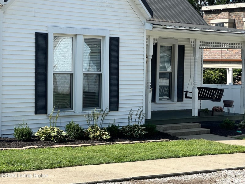 29 E Church St, New Castle, KY 40050
