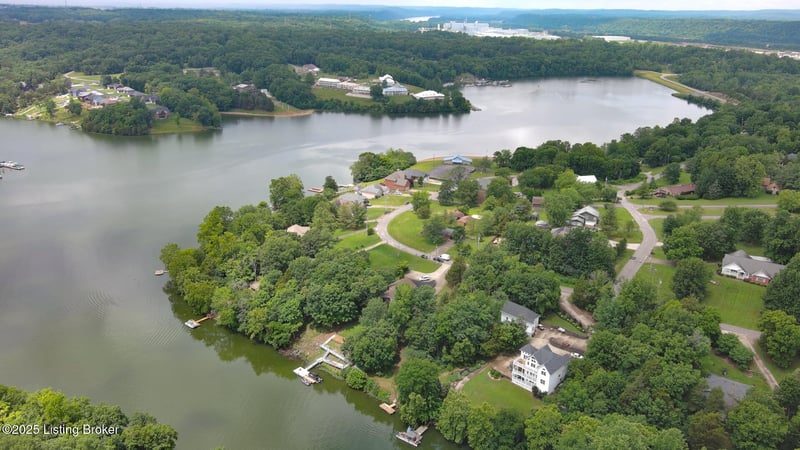 29 Wingate Rd, Brandenburg, KY 40108