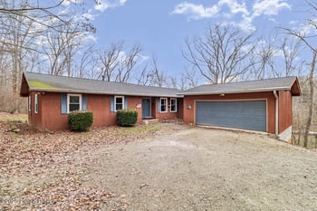 290 Big Cedar Creek Trl, Shepherdsville, KY 40165