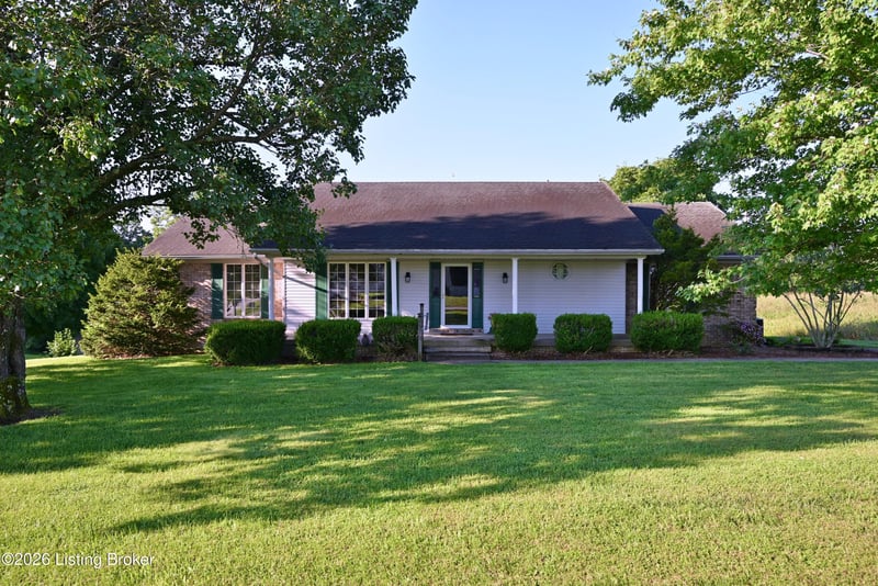 290 Hochstrasser Rd, Elk Creek, KY 40071