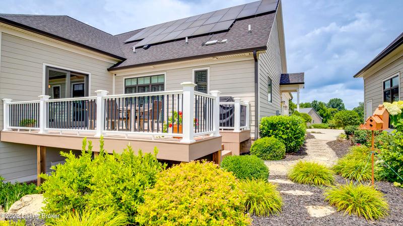 290 Lansdowne Cresent, Louisville, KY 40245