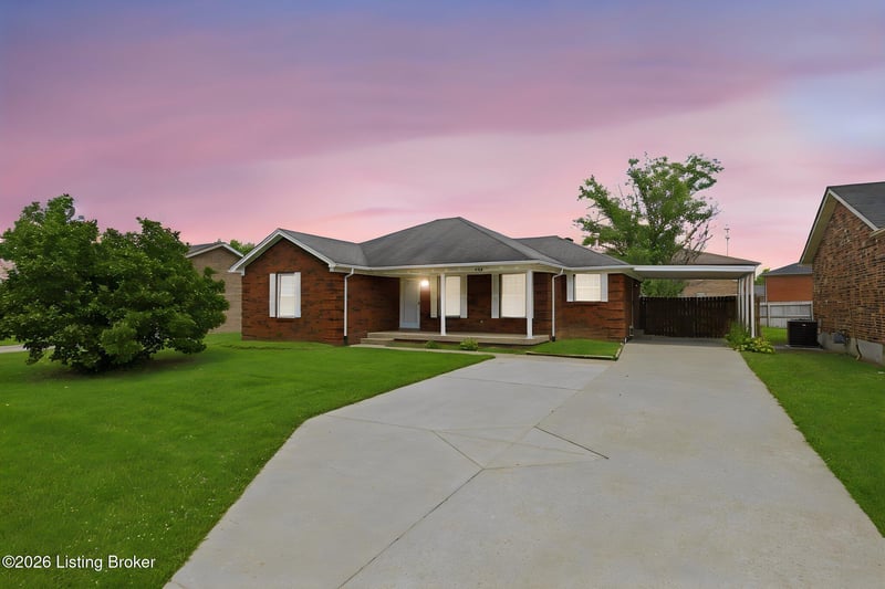 290 Tara Cir, Shepherdsville, KY 40165