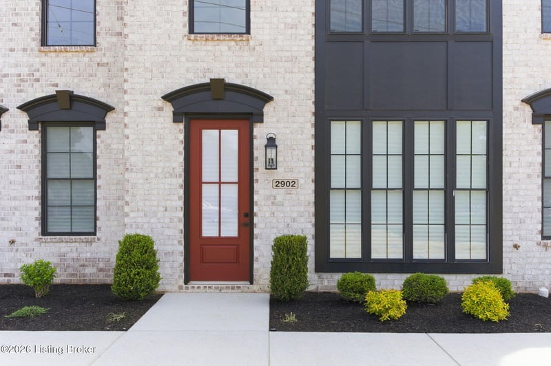 2900 Megan Thompson Way, Louisville, KY 40220