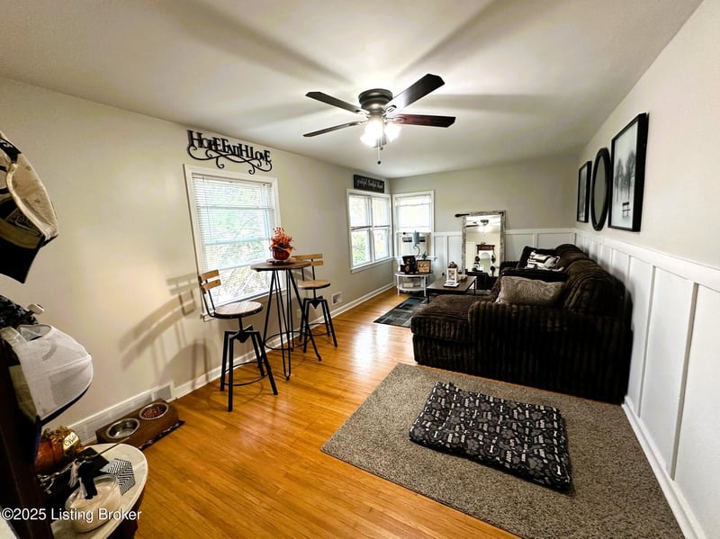 2902 Abigail Dr #APT 4, Louisville, KY 40205