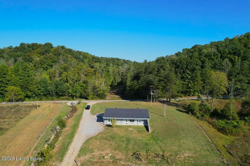 2902 Woods Creek Rd, Liberty, KY 42539