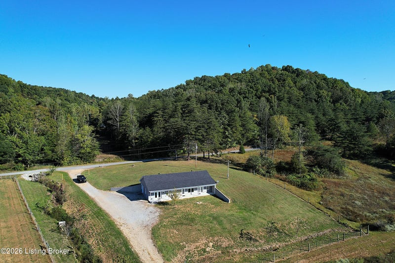 2902 Woods Creek Rd, Liberty, KY 42539