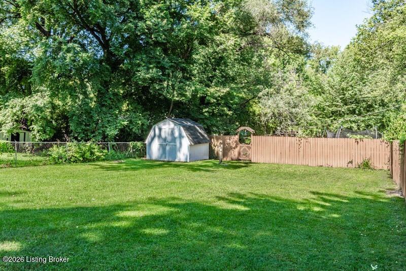 2904 Wurtele Ave, Louisville, KY 40216