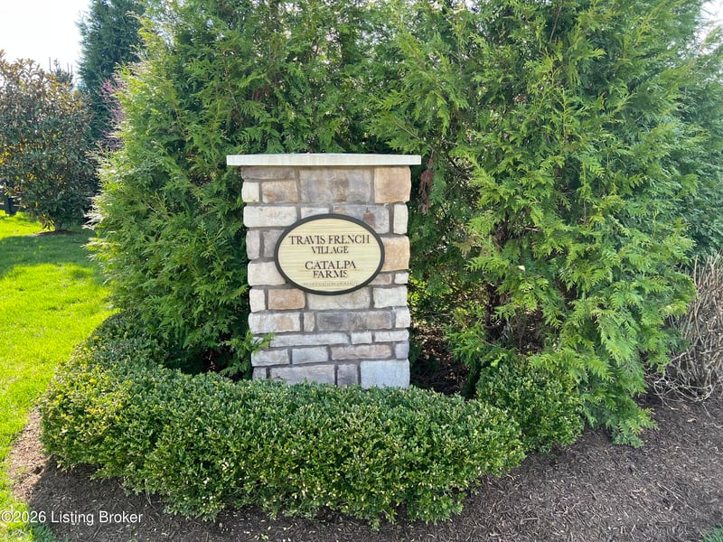 2906 Travis French Trl, Fisherville, KY 40023