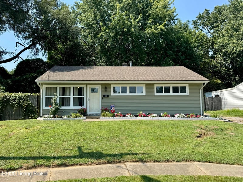 2910 Garey Ln, Louisville, KY 40216