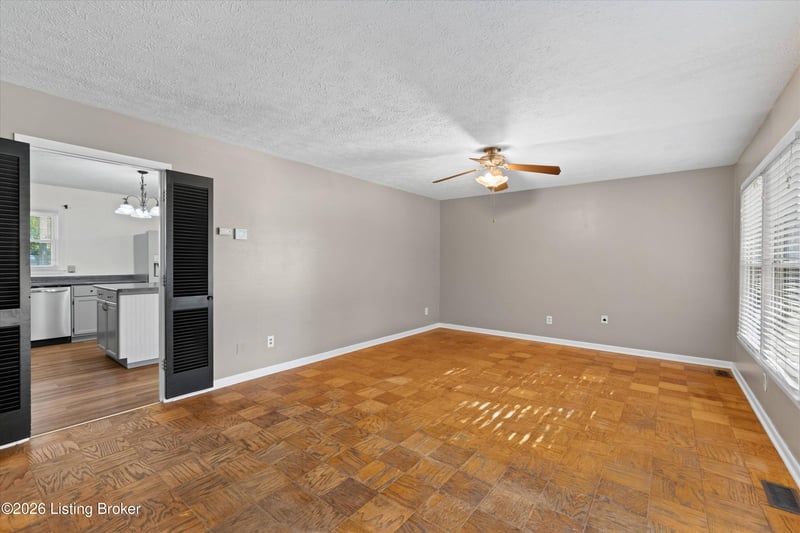 2911 Chippewa Dr, Owensboro, KY 42301
