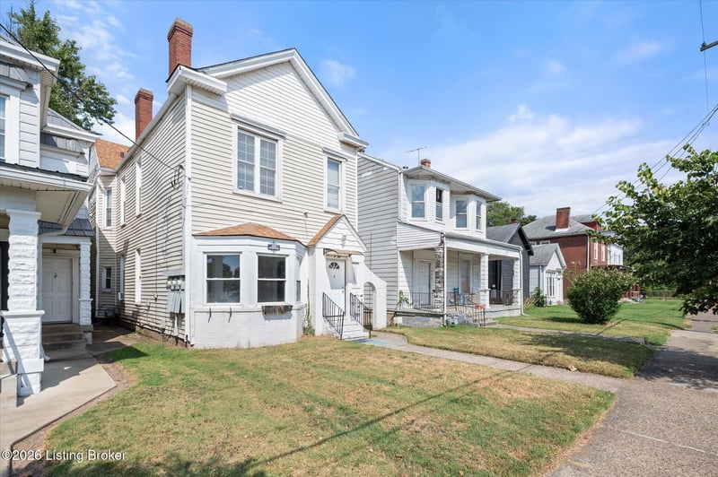 2919 W Market St, Louisville, KY 40212