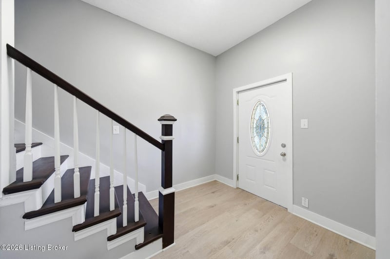 2923 W Market St, Louisville, KY 40212