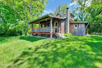 2945 N Greenbrier Rd, Madison, IN 47250