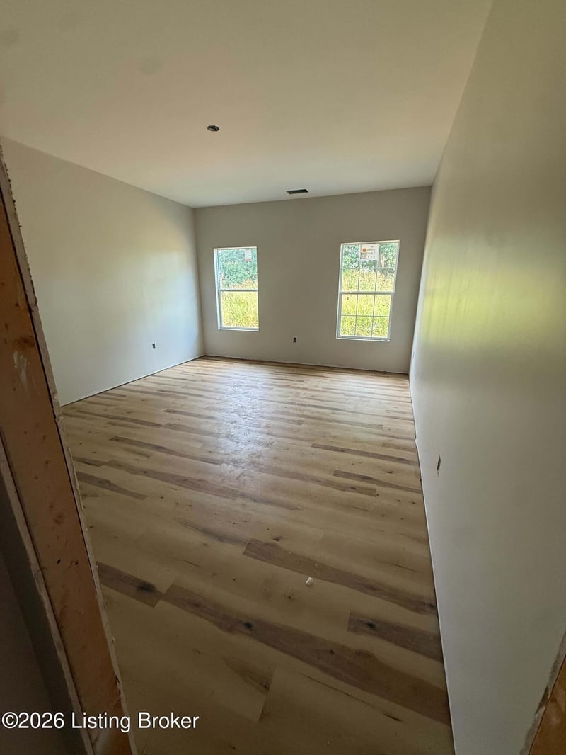 295 Hope St, Mt Washington, KY 40047