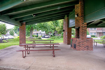 2969 Six Mile Ln, Louisville, KY 40220