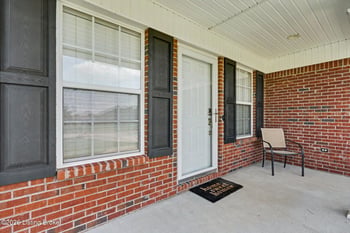298 Eagle Feather St, Mt Washington, KY 40047