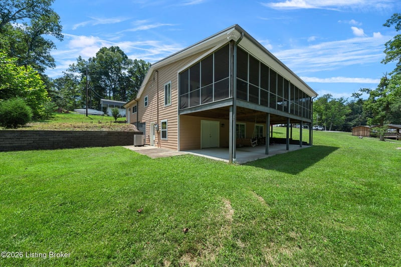 299 Jaggers Rd, Mammoth Cave, KY 42259