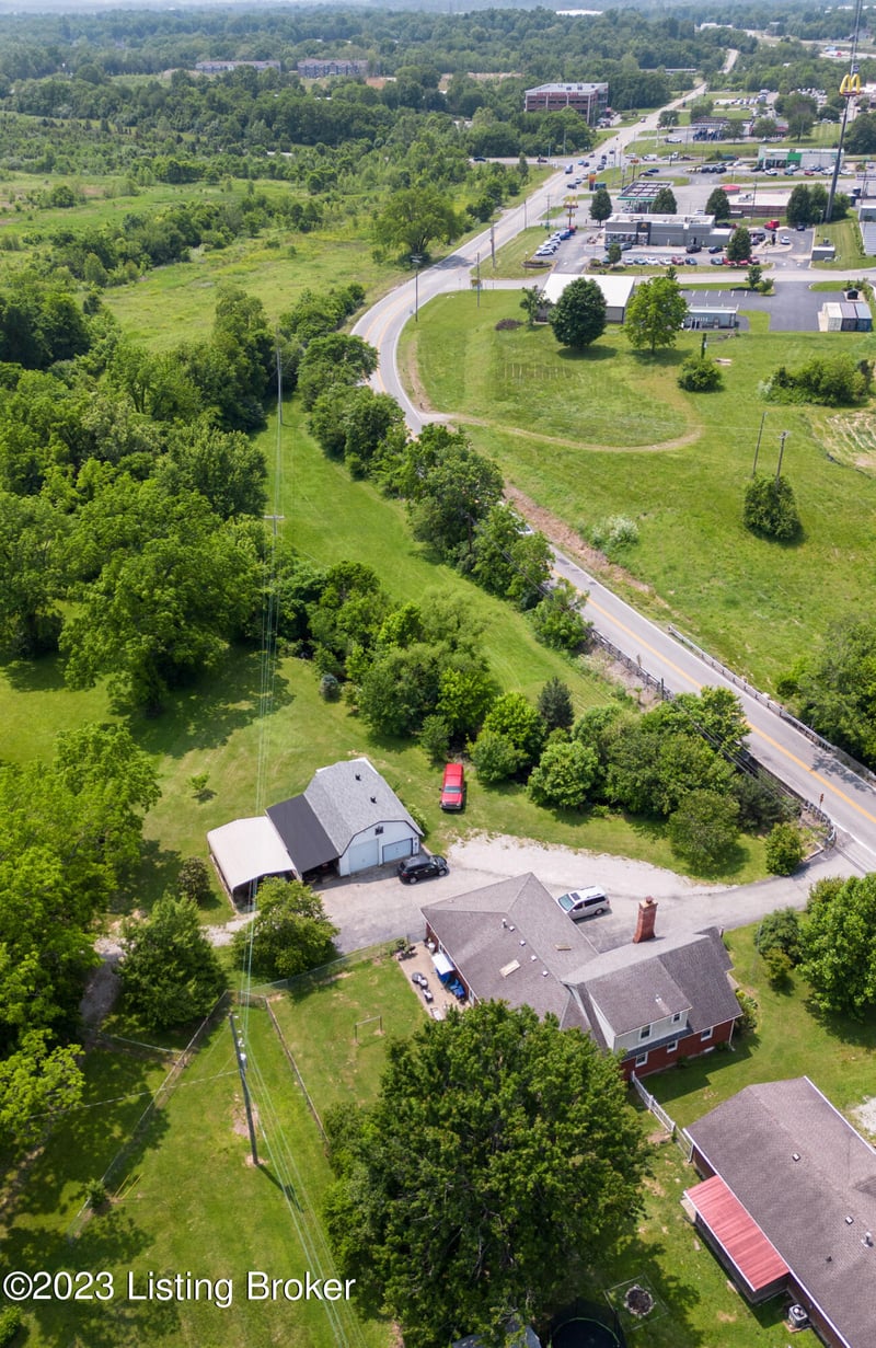 2993 E Blue Lick Rd, Shepherdsville, KY 40165